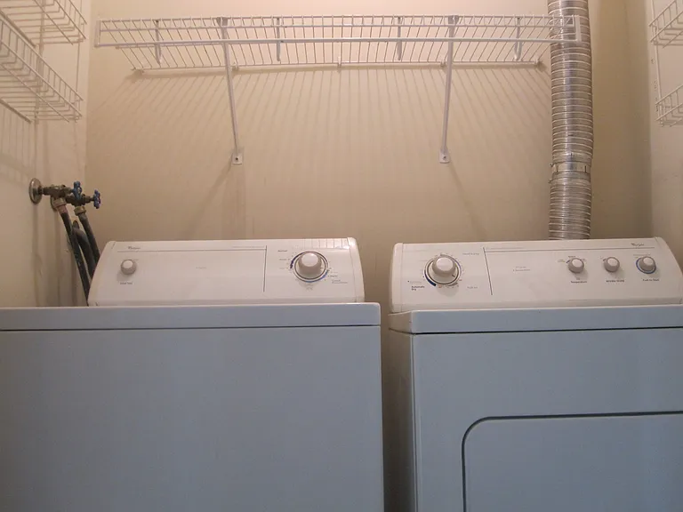 1377 Hazel Nut Ct — Photo 13