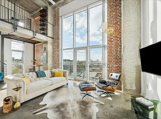 2000 Bagby St APT 5400, Houston, TX 77002