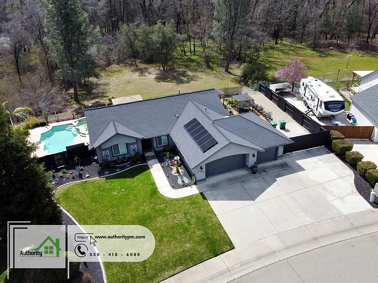 7740 Pit Rd — Photo 2