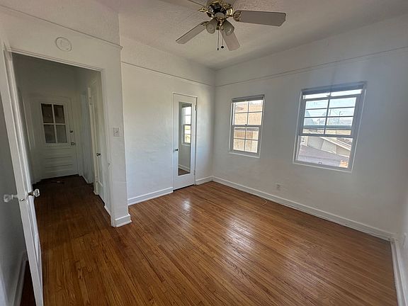 4th image of 843-849 Belmont Ave #849-1/2