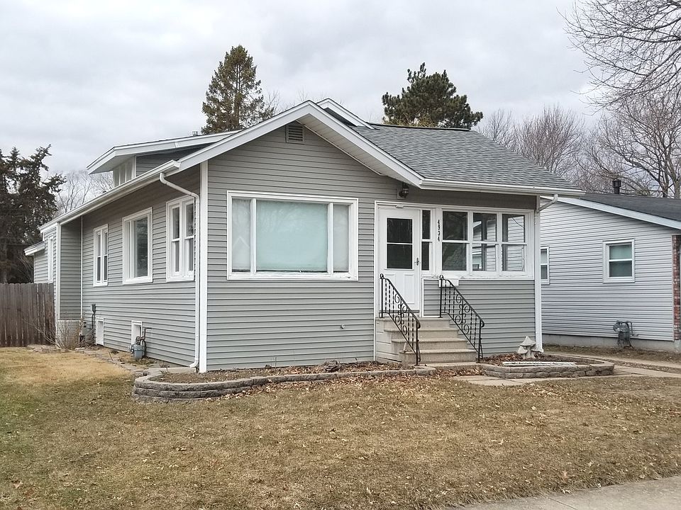 1st image of 4934 Arlington St