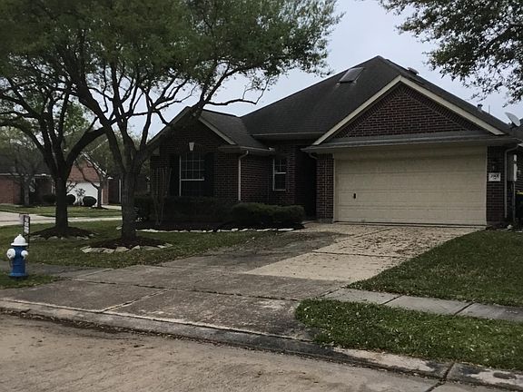 4th image of 2901 Fountain Brook Ct