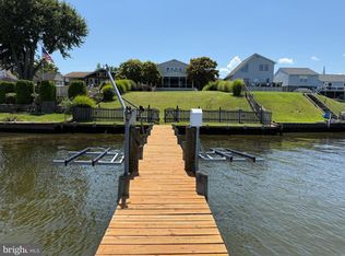 154 Kingston Park Ln, Middle River, MD 21220