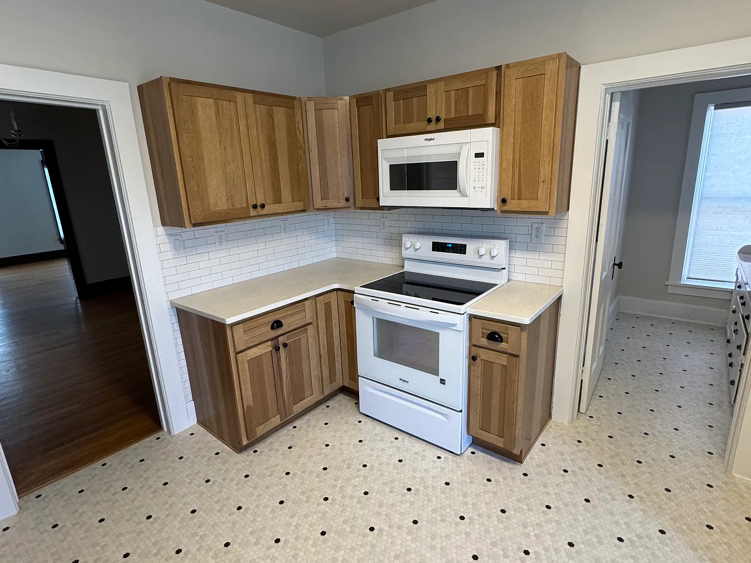 2 bed, 1.5 bath, 1600 sqft, $1,850 — Photo 4