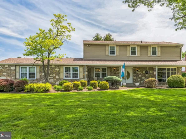 3883 Sheffield Dr, Huntingdon Valley, PA 19006