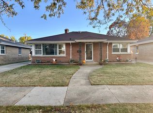 5821 Superior St, Berkeley, IL 60163