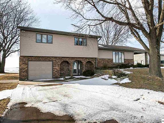 4th image of 1639 330th Ave