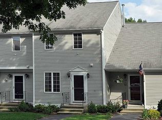 860 Bullocks Point Ave, Riverside, RI 02915