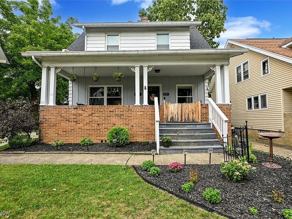 1st image of 347 Roosevelt Ave