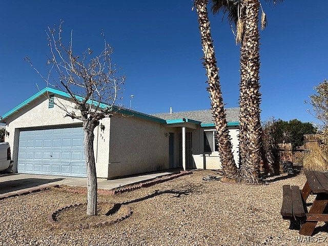 1st image of 921 Terrace Drive