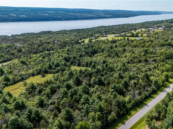 4585 Putnam Rd #8, Dundee, NY 14837