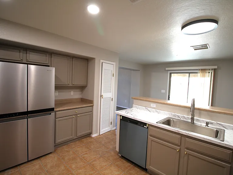 2475 W Waterway Pl — Photo 17