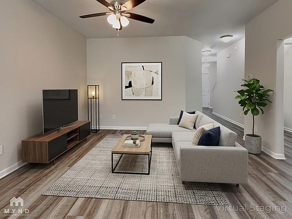 2nd image of 2397 Hartfield Cir