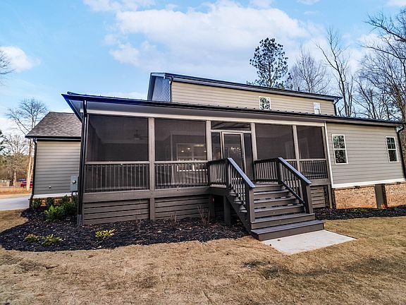 2nd image of 1021 S Pointe Court