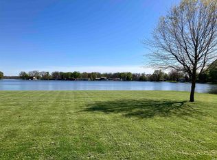 2111 Bluewater Dr, Warsaw, IN
