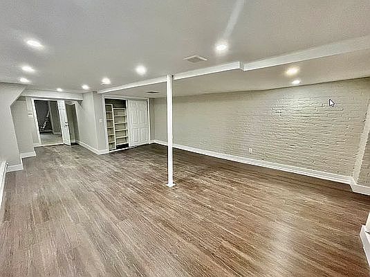 2nd image of 1376 Dean St #1