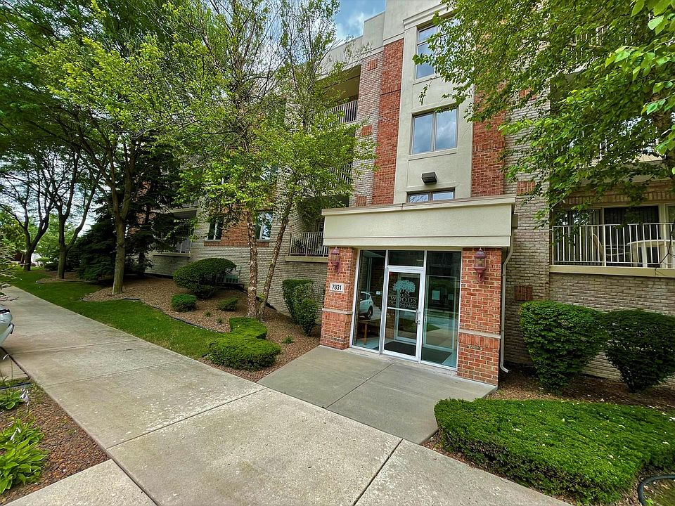 1st image of 7831 W 157th St Unit 202