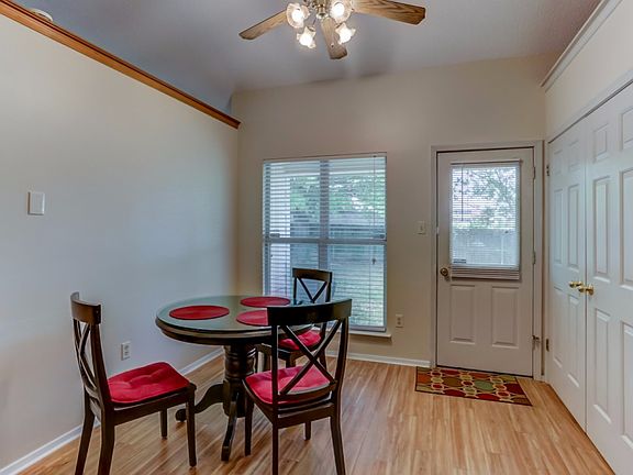 4th image of 3515 Bayberry Dr