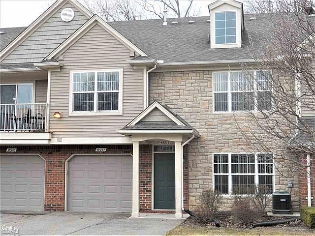 1st image of 49217 E Woods Dr