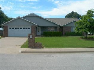 1900 Carrie Pl, Springdale, AR 72762