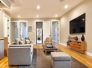 555 Union St #2, Brooklyn, NY 11215