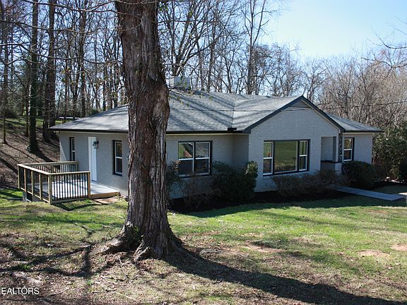 2nd image of 5632 Magazine Rd