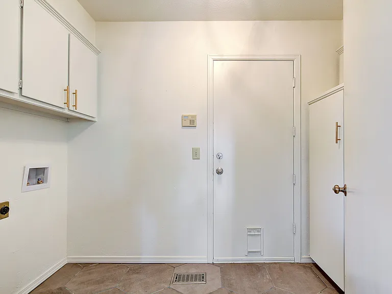3208 Castlerock Rd — Photo 19