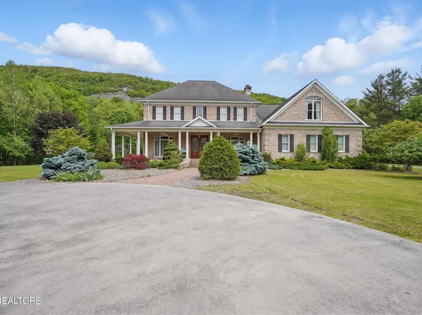 6005 Powell Valley Rd, Big Stone Gap, VA 24219