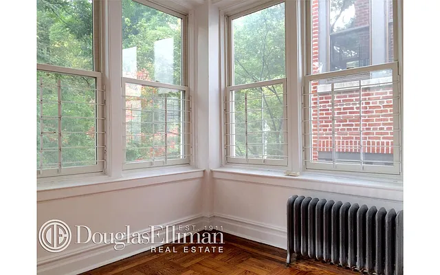 Rented by Douglas Elliman | media 4