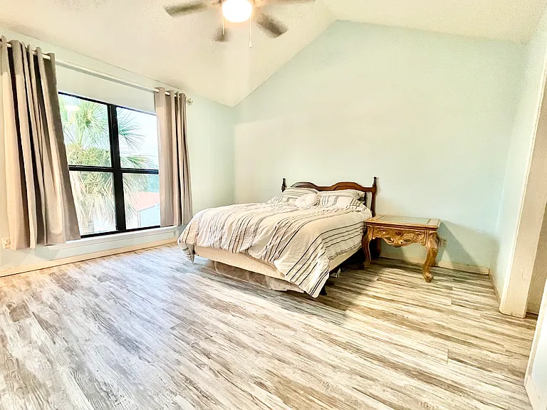 6135 N Lagoon Dr #301 — Photo 21