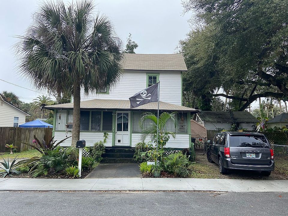 1st image of 121 Beverly Ct