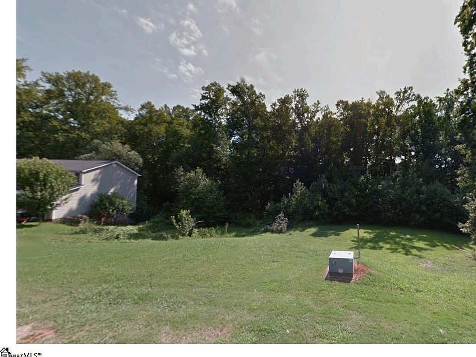 1st image of 102 Stone Brook Ct