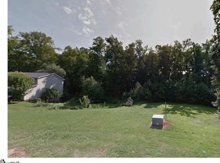 102 Stone Brook Ct, Taylors, SC 29687