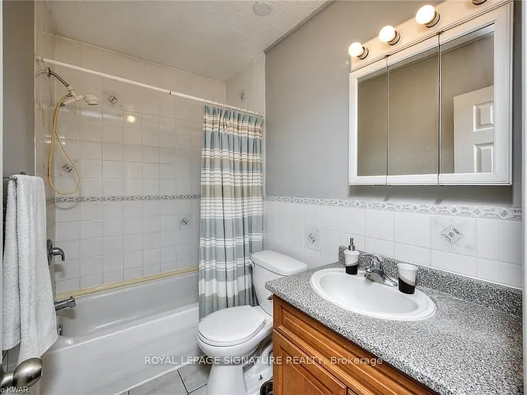 29 Marshall St #B — Photo 23