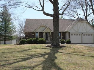 33011 E R D Mize Rd, Grain Valley, MO 64029