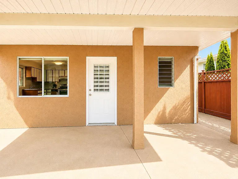 6796 Waltham Ave — Photo 14