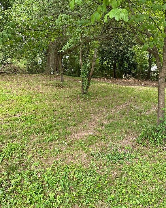 1st image of 105 Church St Lot 0