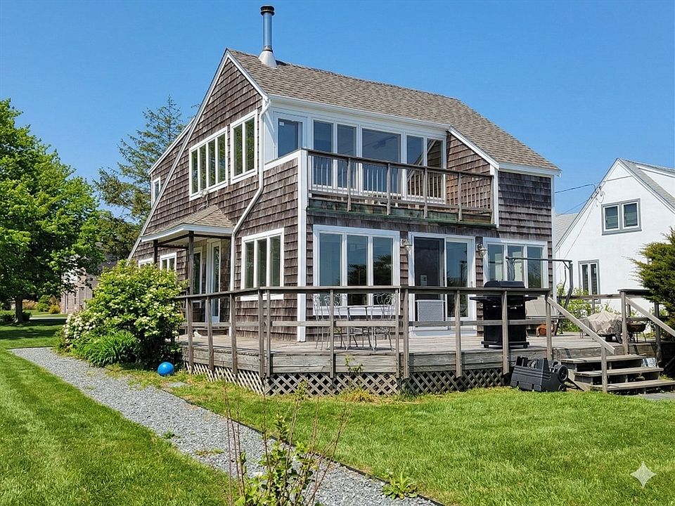 1st image of 3 Hardy Ln