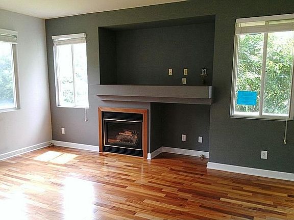 2nd image of 6333 Commonwealth Dr