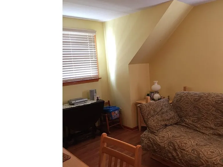 19 College Ave — Photo 8