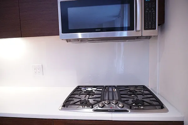 Rented by Renetta Real Estate | media 10