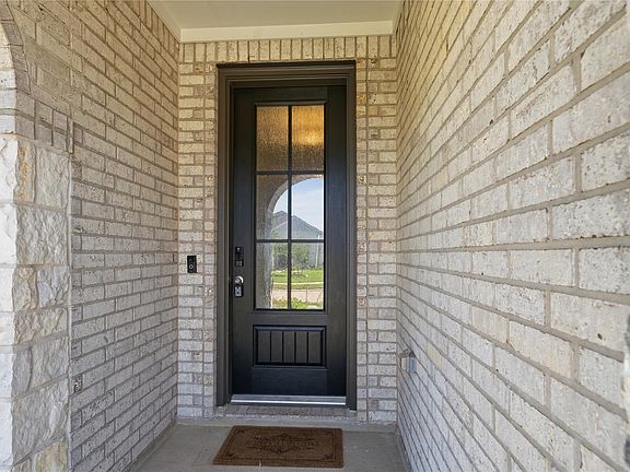 3rd image of 3032 Tantara Dr