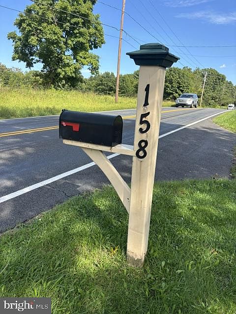 2nd image of 158 Cowpath Rd