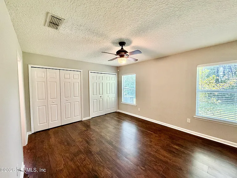 11970 Alexandra Dr — Photo 5