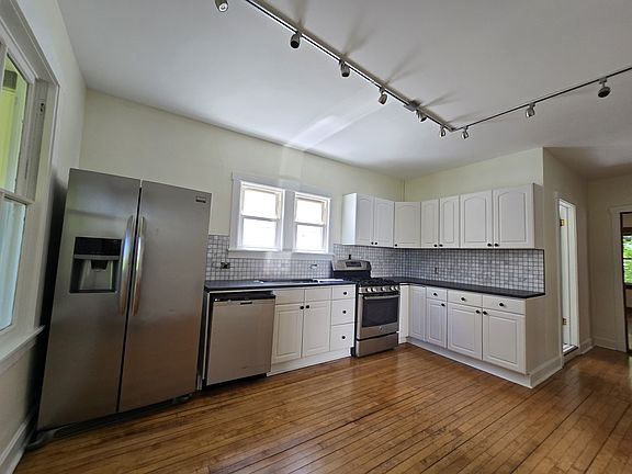 2nd image of 2937 N Ridgeway Ave #2