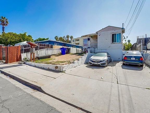 3rd image of 1023 Goodyear St