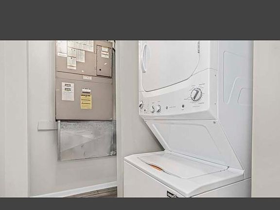 4th image of 7316 N Honore St APT 405