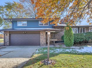 2957 192nd Pl, Lansing, IL 60438