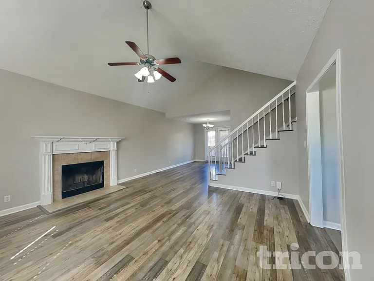 629 Wolfchase Dr — Photo 3