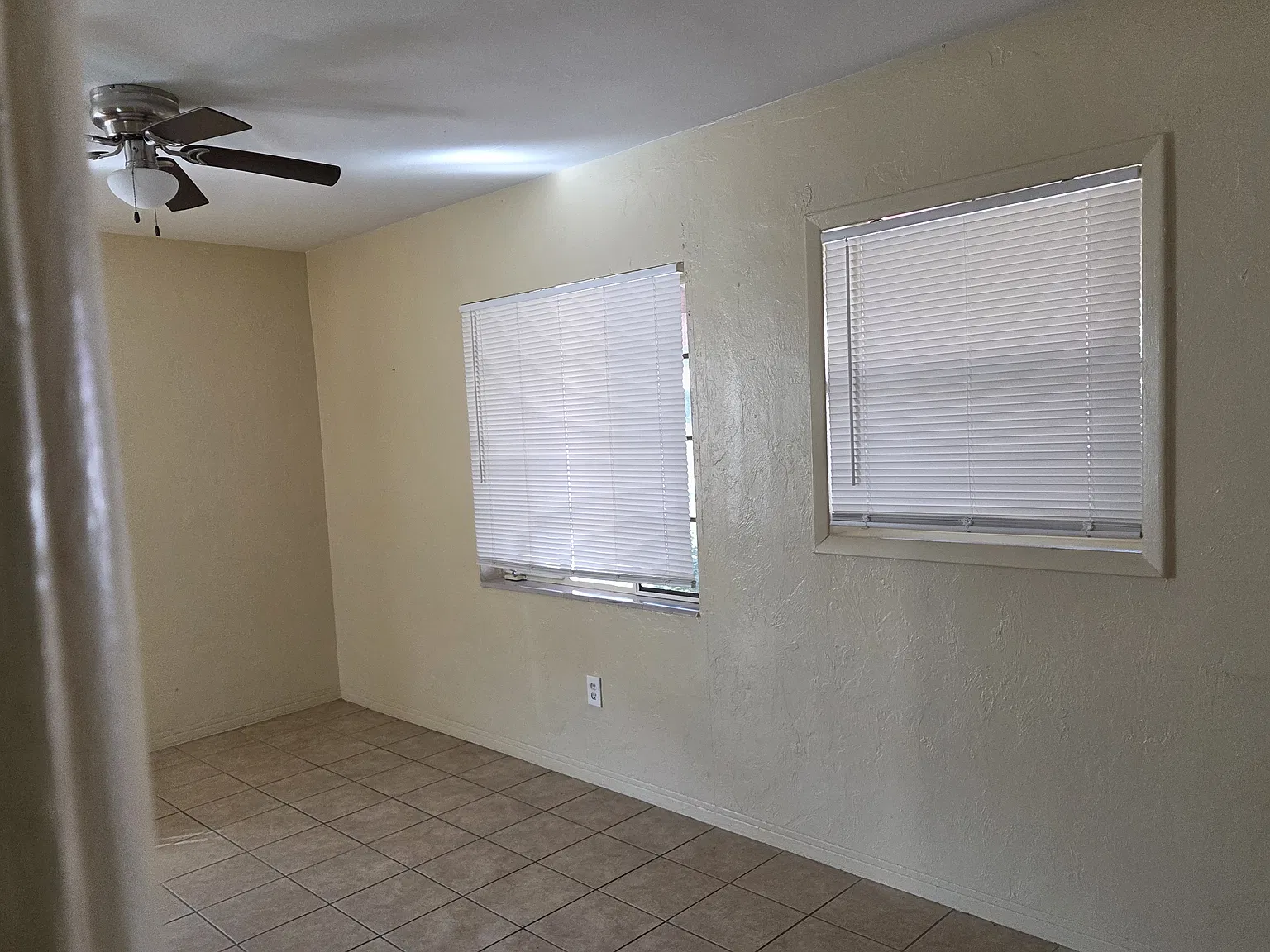 Studio, 400 sqft, $1,275 — Photo 4